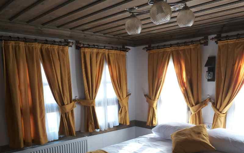 Sheers by Day, Blockouts by Night: Layering Curtains